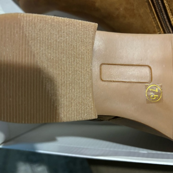 Women's Tassel Decor Zip Closure Chunky Low Heel Boot Fashion Daily Ankle Bootie - Picture 7 of 8